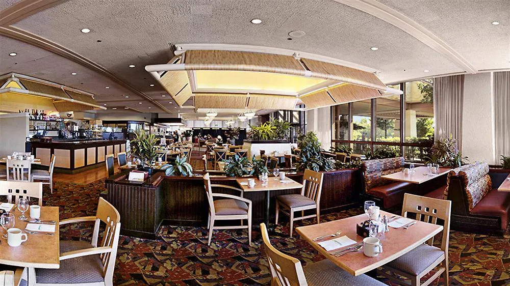 Holiday Inn Portland - Columbia Riverfront By Ihg Hotel